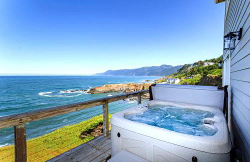Exquisite Oceanview! by OceanviewHotTubs Oceanfront! Shelter Cove, CA Tesla EV station - Foto 23