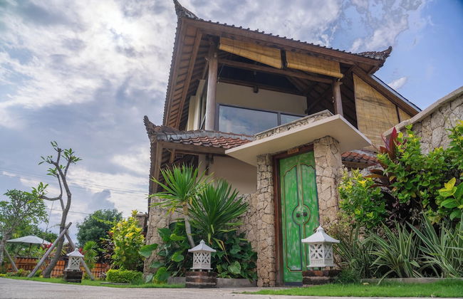 Villa Sari Bumi Menjangan - Photo 1