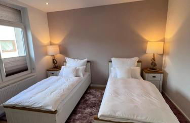 Güden Pearl Bhaven Deck 6 ,Exklusive große Wohnung,Hochwertige Ausstattung,Privatparkplatz & Carport,Großer Garten mit Gartenhaus,Langzeitaufenthalt - Foto 71