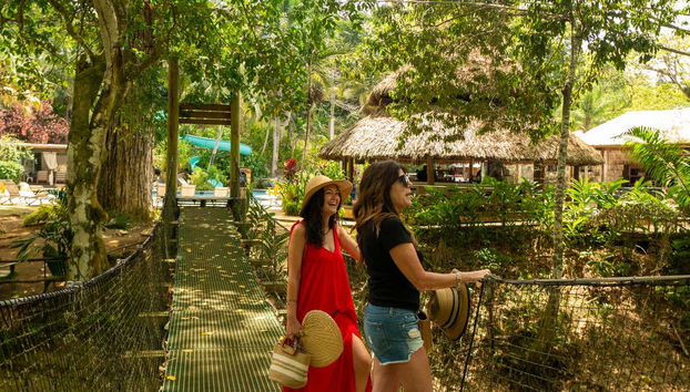 Recorriendo el río en Chukka Good Hope