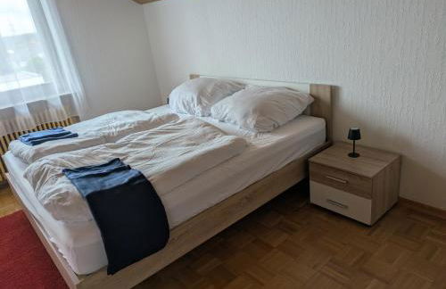 Ferienwohnung Gerstetten 85 qm - 2 Schlafzimmer - Küche mit großem Essbereich - Wohnzimmer - Balkon - Bad - ruhige Lage - Foto 19