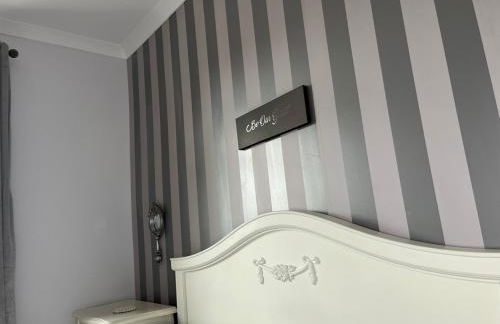 One Jubilee Cottages - Photo 19