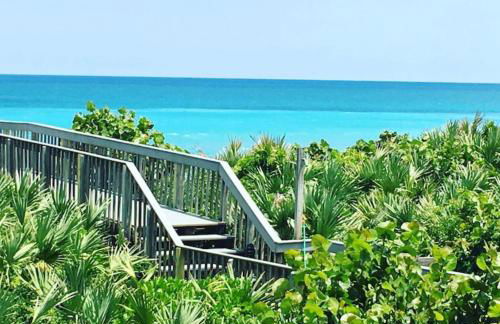 Excellent beach front community, golf course, tennis, sunny weather year round! - Foto 43