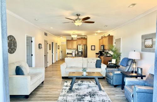 Lower Level Condo B-2 with Dock - Foto 15