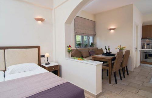 Harmony Hotel Apartments - Photo 14