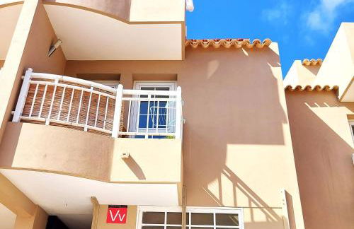 Cheap Studio, wifi free Adeje house - Foto 1