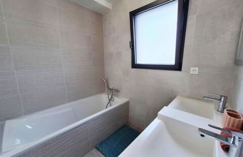 Villa Kerluz - sleeps 6 in great comfort - Foto 13