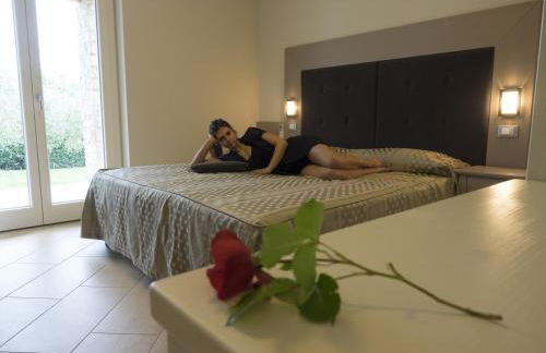 Garda Hill Boutique Apartments with Panoramic Pools e Agriturismo - Foto 32