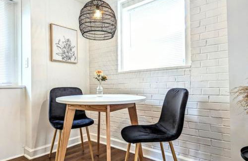 Stylish Retreat - 4 Min Downtown - Foto 9