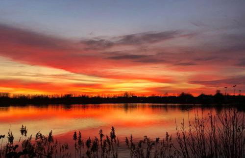 HM111 Penthouse Apartment with Lake View & free Spa Access- Lower Mill Estate Cotswolds - Foto 22