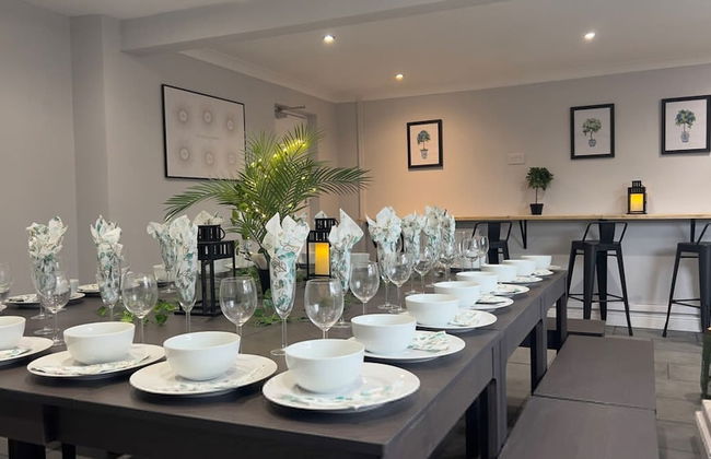 The Cheshire Gathering - Hot Tub 8 Bedroom - Photo 53