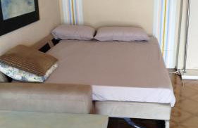 Sea View Apartment with Terrace & Free Parking - Photo 27