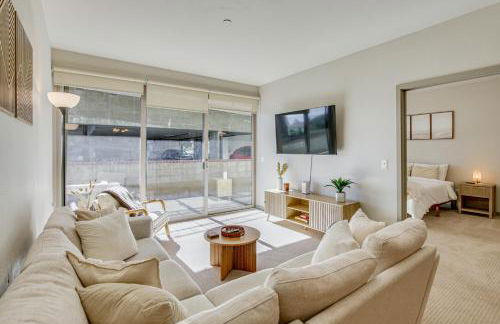 By Seaport Village and Navy Base! Chic Condo with Pool - Foto 6