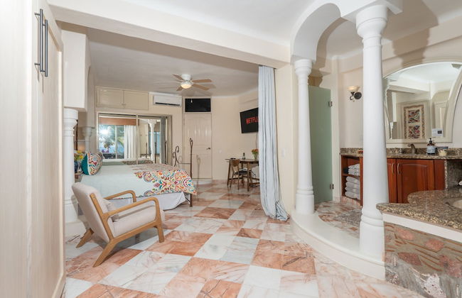 Ocean Front Penthouse Pool Sleeps 8 People - Foto 64