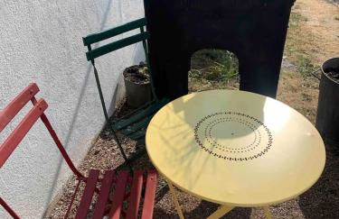 LE DEPOT appartement du port à Champvert - Foto 3