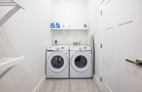 New Build- Mini Golf Course-Heated Saltwater Pool-Game Room - Foto 2