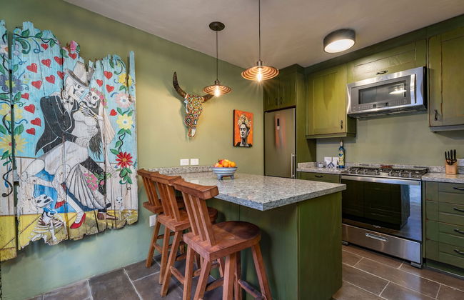 Casa Esperanza, 2BR Designer Charm + Rooftop Views - Foto 14