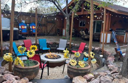 Amazing Views, Amazing Modern Broadmoor Home - Foto 40