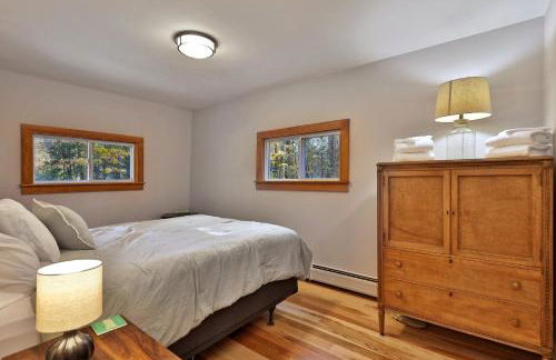 Lakeside Lodge at Fern Lake - 3BR, 1BA Waterfront with Dock - Foto 21