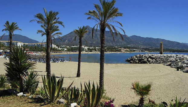 Traslado privado desde el aeropuerto de Málaga (AGP) a Tarifa - Foto 5