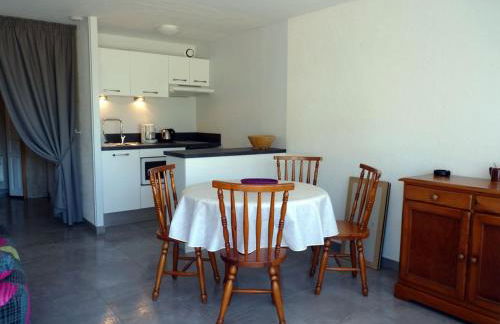 Studio rénové à 20m de la plage à Le Palais - FR-1-418-73 - Foto 6