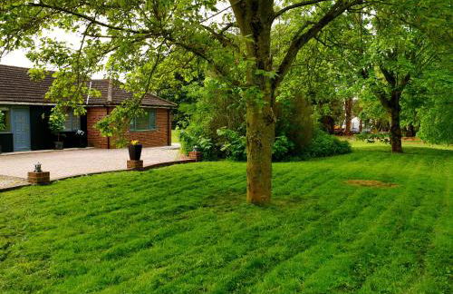 Deluxe 4 or 5 Bed House with Hot Tub, Cinema Room Sleeps 15 - Foto 35