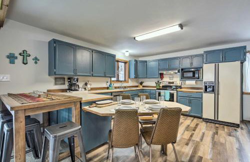 Lakefront Mercer Home Private Dock and Kayaks! - Foto 8