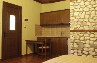 Xenonas Platia - Photo 10