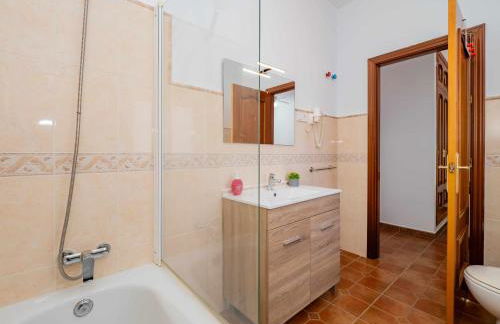 Villa Blanca Málaga - Private Villa - Heated Pool - Photo 28