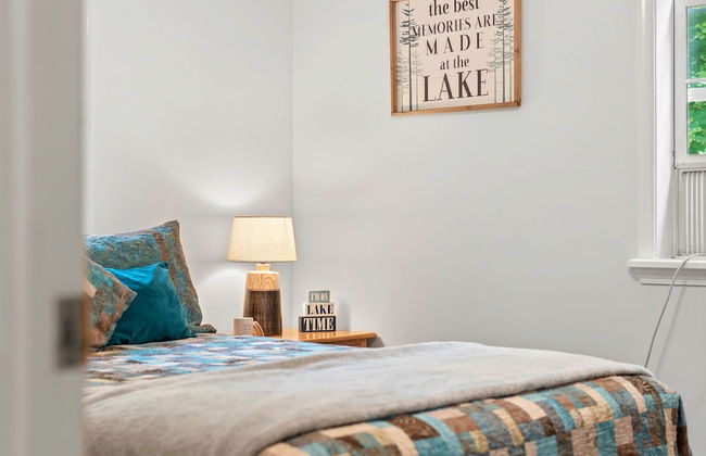 Ridge Retreat by Avantstay Game Room Covered Porch Fire Pit - Photo 24