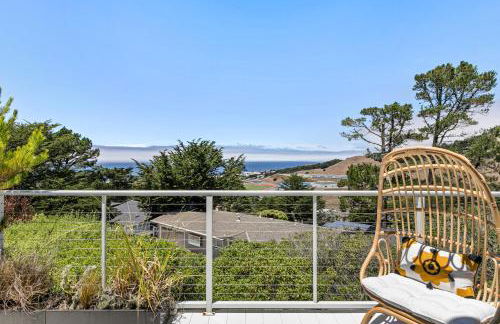 Marbella Lane - Cozy and Eccentric Design Home - Photo 2