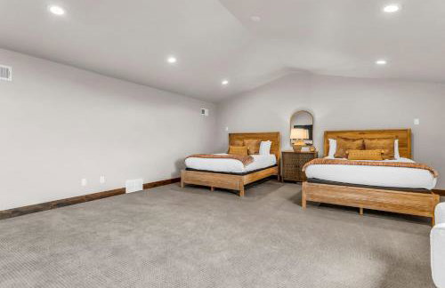 Black Rock Ridge Private Hot Tub & Views - Photo 25