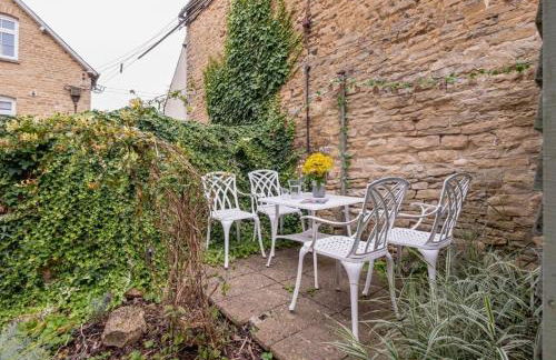 Diston's Lane - Beautiful 2BD Home, Perfect For Family Retreat! - Foto 62