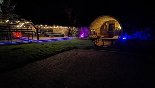 A historic Pub with a modern twist - The Greyhound - Foto 4, Garden, Garden view