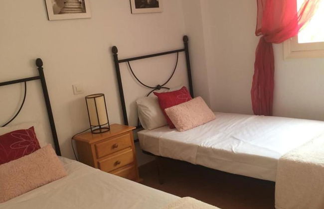 Seaview Balcony - 3 Bedroom Apartment Sleeps 6 - Foto 2