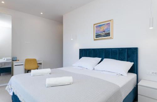 Familiy Villa Navis with heated pool - Photo 89