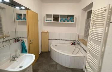 EICstay - Ferienhaus für Monteure und Familie - Photo 10