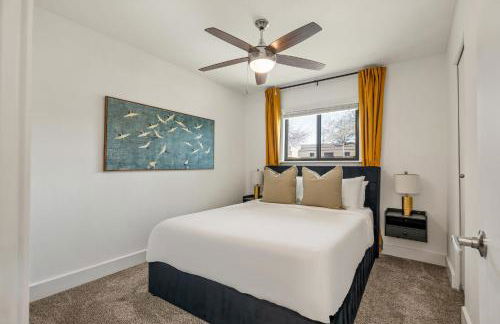 The Orange Door - Unit B - Travis Heights Duplex - Foto 26