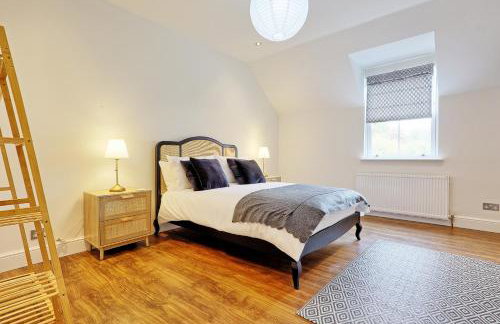 Mayrose House - 6BR 4BATH Luxe Spacious Retreat - Foto 42