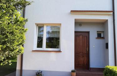 Apartament – 3 pokojowe dwupoziomowe mieszkanie z ogrodem - Foto 3