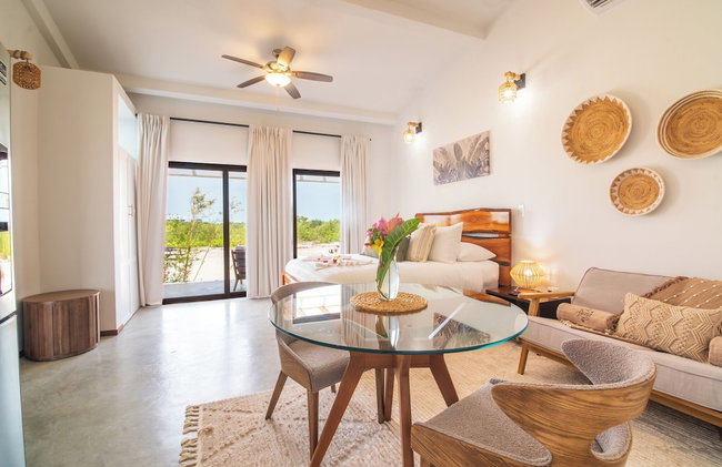 Aruna Resort & Villas - Photo 67