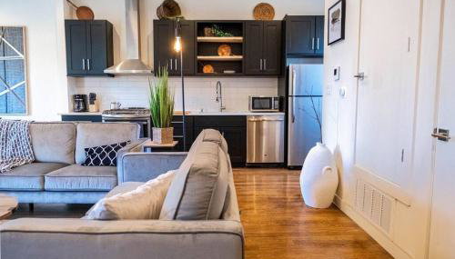 Cozy Townhouse near The Pearl & Riverwalk - Foto 2