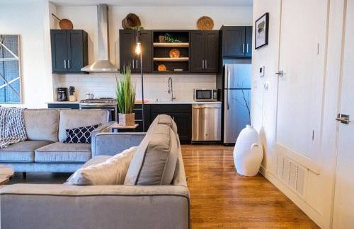 Cozy Townhouse near The Pearl & Riverwalk - Foto 2