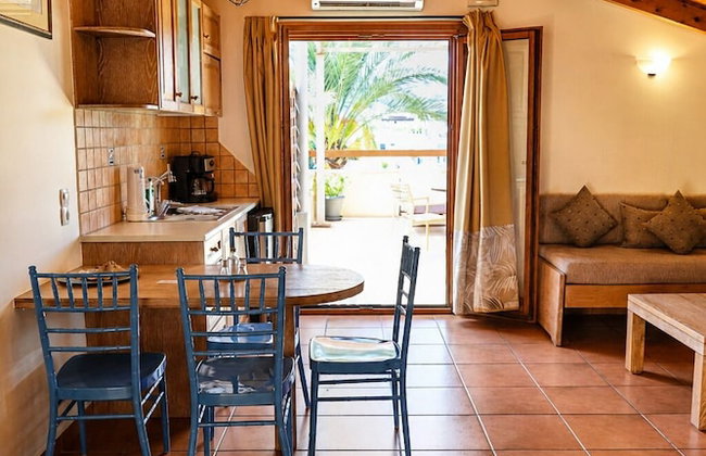 Mylos Hotel Apartments - Photo 61