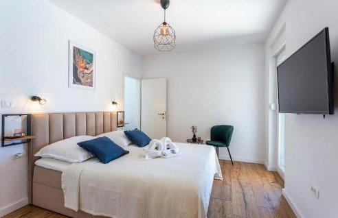 4 Bedroom Cozy Home In Marcana - Foto 35