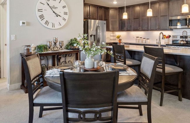 Serene Retreat With Hot Tub, Sauna, Pool & Gym - Foto 30