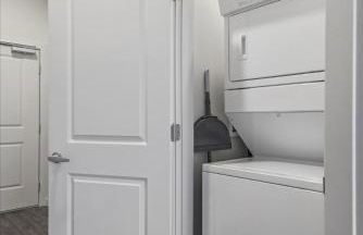 CozySuites Modern SDO, Lawrenceville - Photo 14