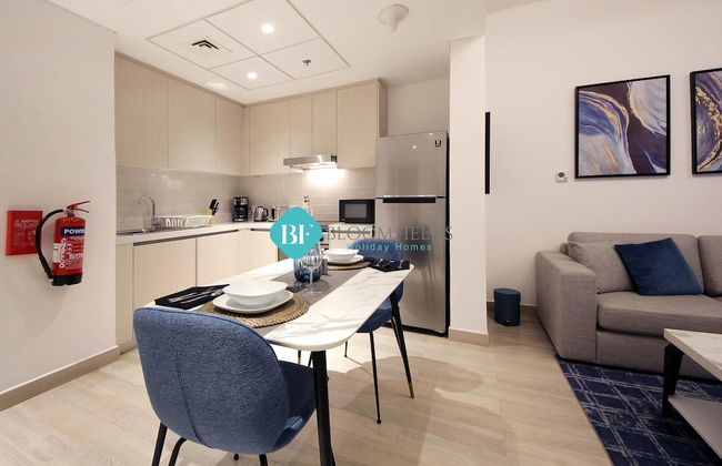 Lavish 1BR Apartment-Yas Island - Photo 2