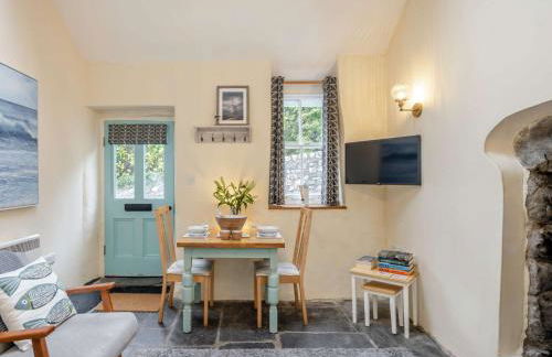 2 Bed in Llwyngwril 58564 - Photo 2