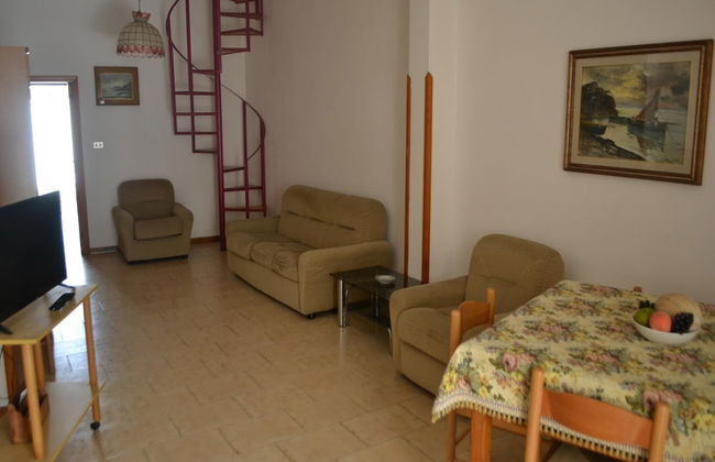 Charming Holiday Home Near The Beach With A Terrace Parking Available, Pets - Photo 11